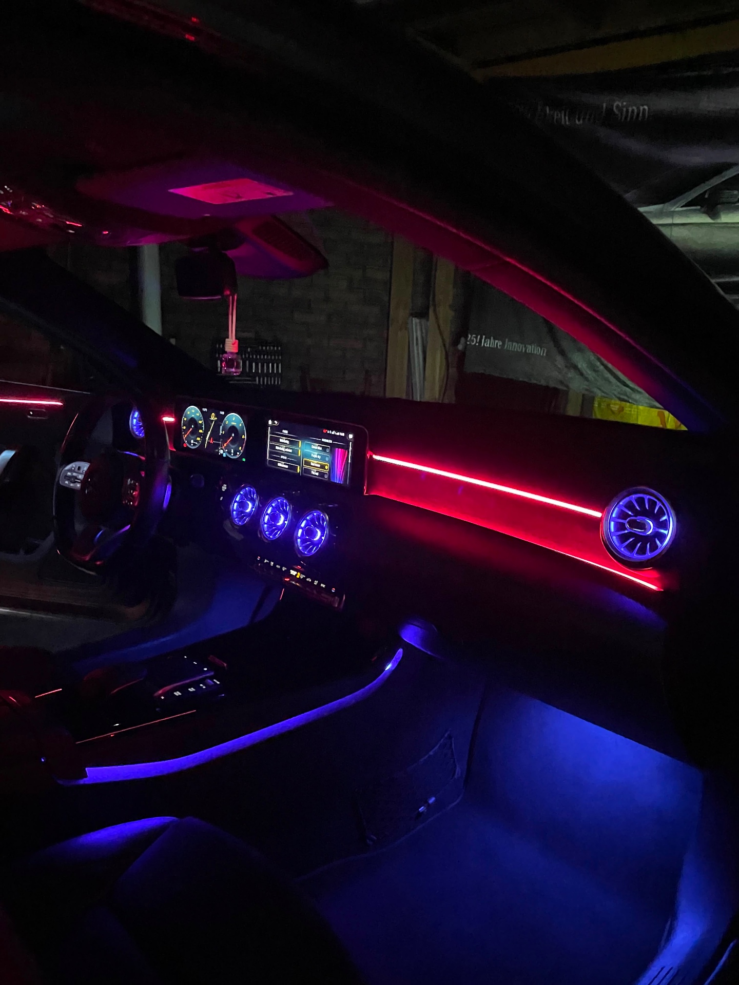 Ambient Dashboard rot-blau